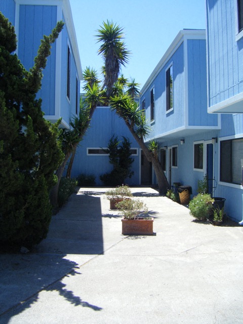355 Dela Vina Ave